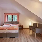فندق Wellness Ondrasuv Dvur - Adults Only