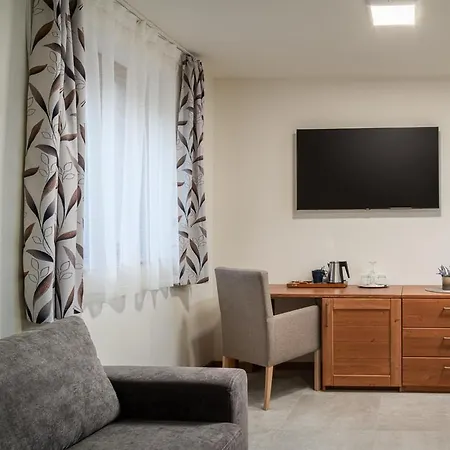 Hotel Wellness Ondrášův Dvůr 4*