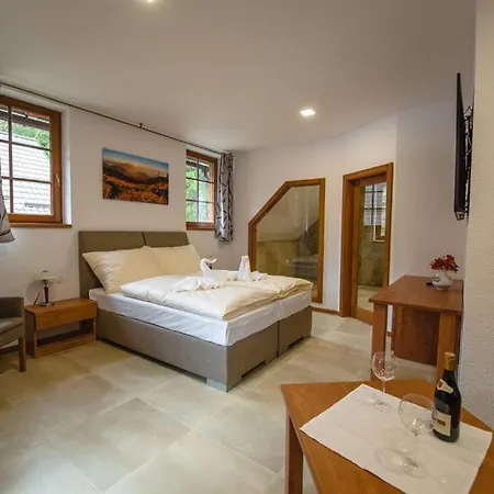 Wellness Ondrasuv Dvur 酒店 比拉