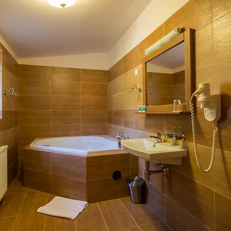 Wellness Ondrasuv Dvur Hotel
