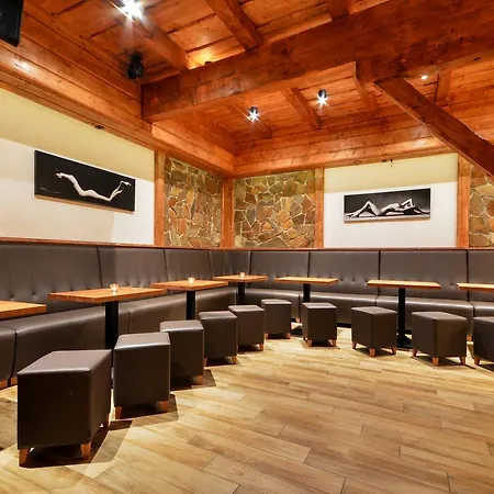 Hotel Wellness Ondrasuv Dvur