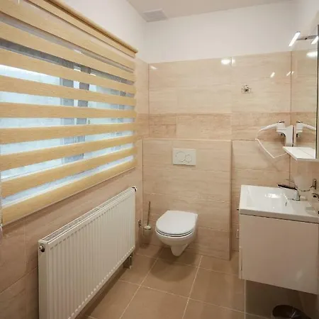 Wellness Ondrasuv Dvur 酒店 比拉